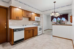 7520 W Willowood Ct, Orland Park, IL 60462 - Photo 13