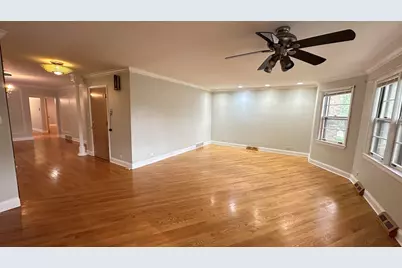 5717 N Saint Louis Avenue #2, Chicago, IL 60659 - Photo 3