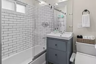 828 S Taylor Ave, Oak Park, IL 60304 - Photo 9