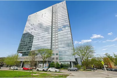 811 W Agatite Avenue #1404, Chicago, IL 60640 - Photo 1