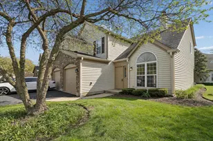 6763 Roanoake Ct, Gurnee, IL 60031 - Photo 1