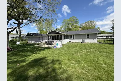 326 Maple Lane, Geneva, IL 60134 - Photo 7