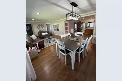 326 Maple Lane, Geneva, IL 60134 - Photo 5