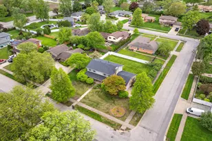 3212 Burr Oaks Dr, Joliet, IL 60431 - Photo 33