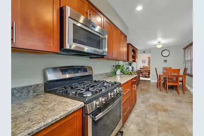 3212 Burr Oaks Drive, Joliet, IL 60431 - Photo 9