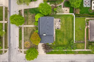3212 Burr Oaks Dr, Joliet, IL 60431 - Photo 37