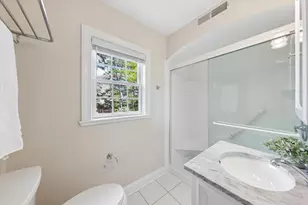 349 E Ridge Ave, Elmhurst, IL 60126 - Photo 15