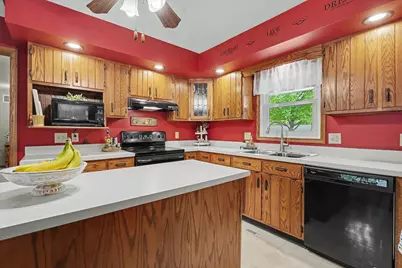 702 Van Buren Street, Monticello, IL 61856 - Photo 13