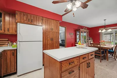 702 Van Buren Street, Monticello, IL 61856 - Photo 15