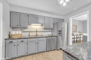 190 S Wood Dale Rd, Wood Dale, IL 60191 - Photo 13