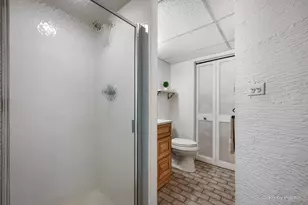 1751 Pebble Beach Dr, Hoffman Estates, IL 60169 - Photo 19