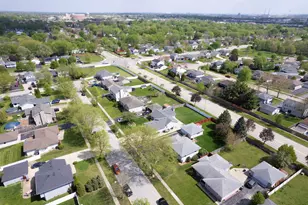 2906 Warren Dorris Dr, Joliet, IL 60435 - Photo 53