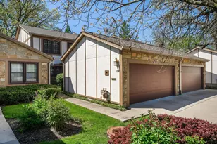 1150 Oakview Dr, Wheaton, IL 60187 - Photo 1