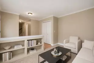 1150 Oakview Dr, Wheaton, IL 60187 - Photo 5