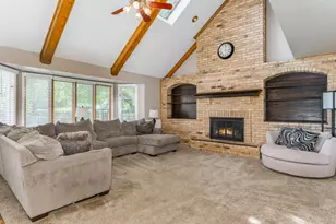 2731 Alyssa Dr, Naperville, IL 60565 - Photo 3