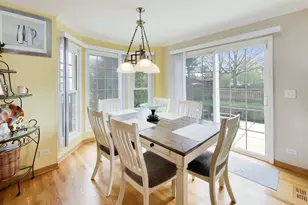 135 Corsaire Ln, Schaumburg, IL 60173 - Photo 13