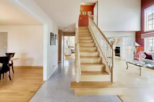 135 Corsaire Ln, Schaumburg, IL 60173 - Photo 3