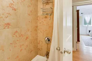 5526 N Winthrop Ave, Chicago, IL 60640 - Photo 25