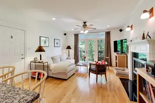 5526 N Winthrop Ave, Chicago, IL 60640 - Photo 3