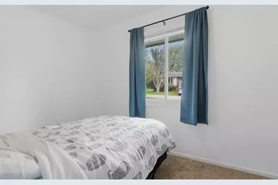 137 E 7th Street, Coal Valley, IL 61240 - Photo 13