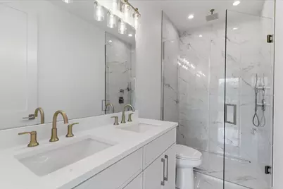 6414 N Francisco Avenue, Chicago, IL 60645 - Photo 11
