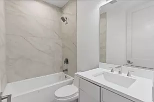 6414 N Francisco Ave, Chicago, IL 60645 - Photo 15