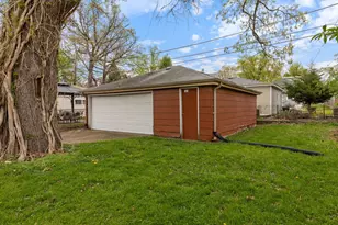 420 N Hebbard St, Joliet, IL 60432 - Photo 13