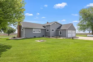 4698 E 17th Rd, Leland, IL 60531 - Photo 37