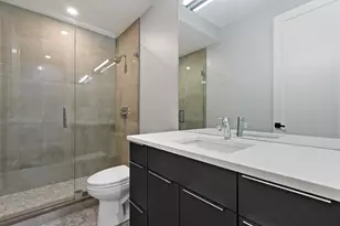 4915 S Martin Luther King Dr, Chicago, IL 60615 - Photo 31