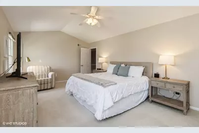 [Address not provided], Libertyville, IL 60048 - Photo 11