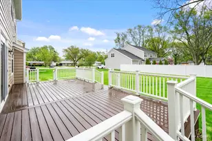 1551 E Olive St, Palatine, IL 60074 - Photo 15
