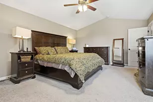 5403 Ferryman Rd, Bloomington, IL 61705 - Photo 13