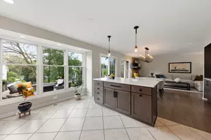 1921 Wexford Cir, Wheaton, IL 60189 - Photo 15