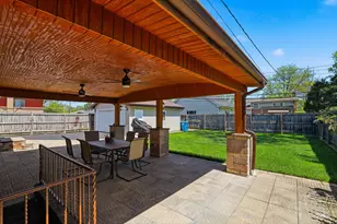 319 N Bradley Dr, Chicago Heights, IL 60411 - Photo 33