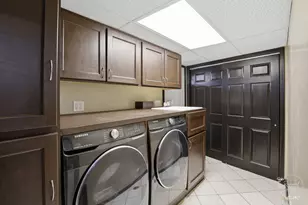 319 N Bradley Dr, Chicago Heights, IL 60411 - Photo 19