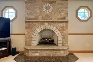 8017 Oak Park Ave, Burbank, IL 60459 - Photo 25