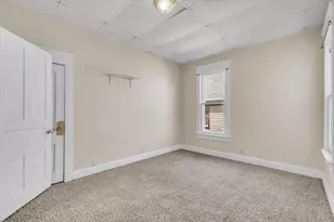 349 10th St, Moline, IL 61265 - Photo 23