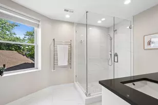 4844 N Hoyne Ave, Chicago, IL 60625 - Photo 11