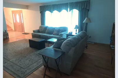 18W193 Holly Avenue, Darien, IL 60561 - Photo 9
