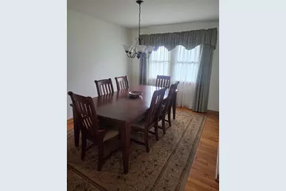 18W193 Holly Avenue, Darien, IL 60561 - Photo 7