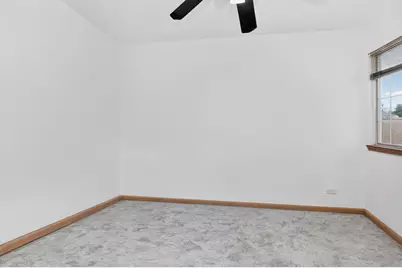 1038 Bedford Drive, Carol Stream, IL 60188 - Photo 15