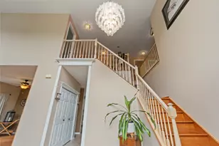 49 Sarah Dr, Crystal Lake, IL 60014 - Photo 3