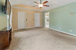 49 Sarah Dr, Crystal Lake, IL 60014 - Photo 17