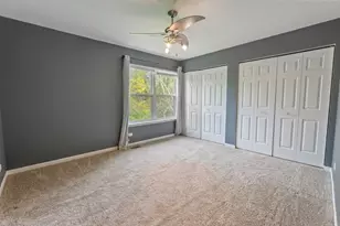 49 Sarah Dr, Crystal Lake, IL 60014 - Photo 21