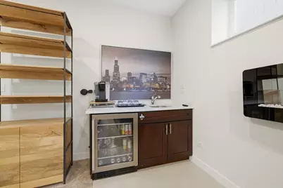 1741 N Talman Avenue, Chicago, IL 60647 - Photo 15