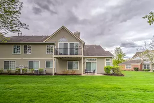 338 Ashford Cir, Bartlett, IL 60103 - Photo 21