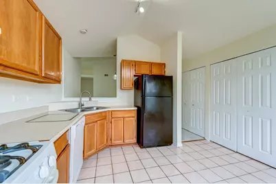 338 Ashford Circle, Bartlett, IL 60103 - Photo 7