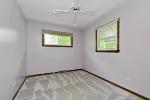 14740 Kilbourne Ave, Midlothian, IL 60445 - Photo 11