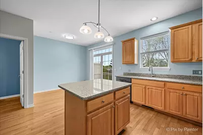 433 E Railroad Avenue, Bartlett, IL 60103 - Photo 13