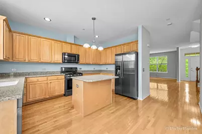 433 E Railroad Avenue, Bartlett, IL 60103 - Photo 11